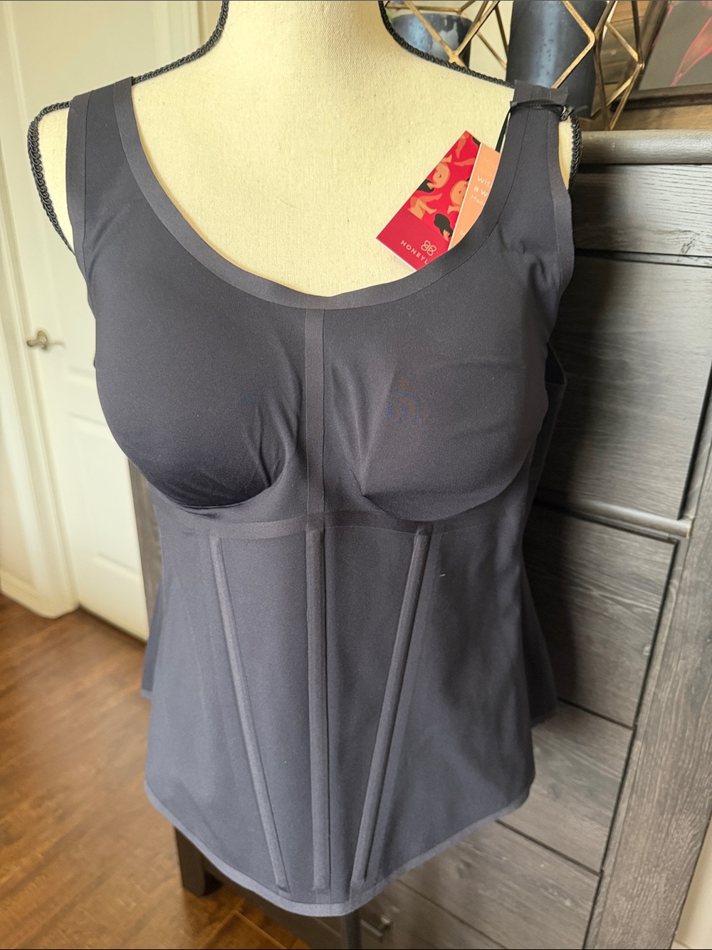 Honeylove Black Sculpting Tank with Built-In Cups